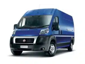 اجاره ون فیات دکاتو-تصویر روبرو زاویه دار