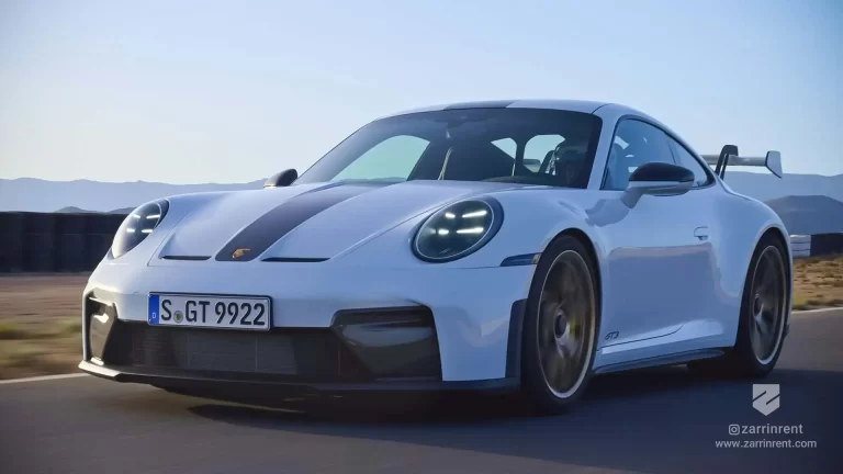 پورشه 911 GT3 مدل 2025-تصویر جلو زاویه دار
